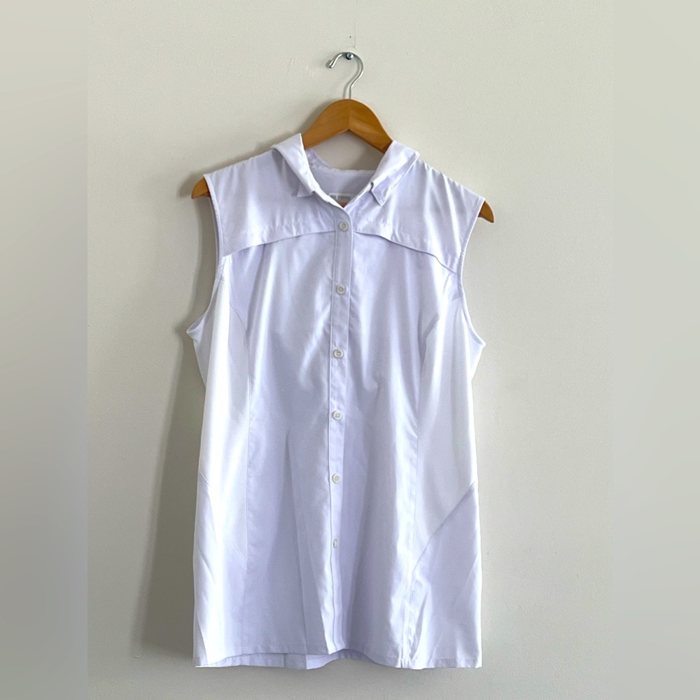 Reel Legends Freewater Performance Sleeveless Wom… - image 1